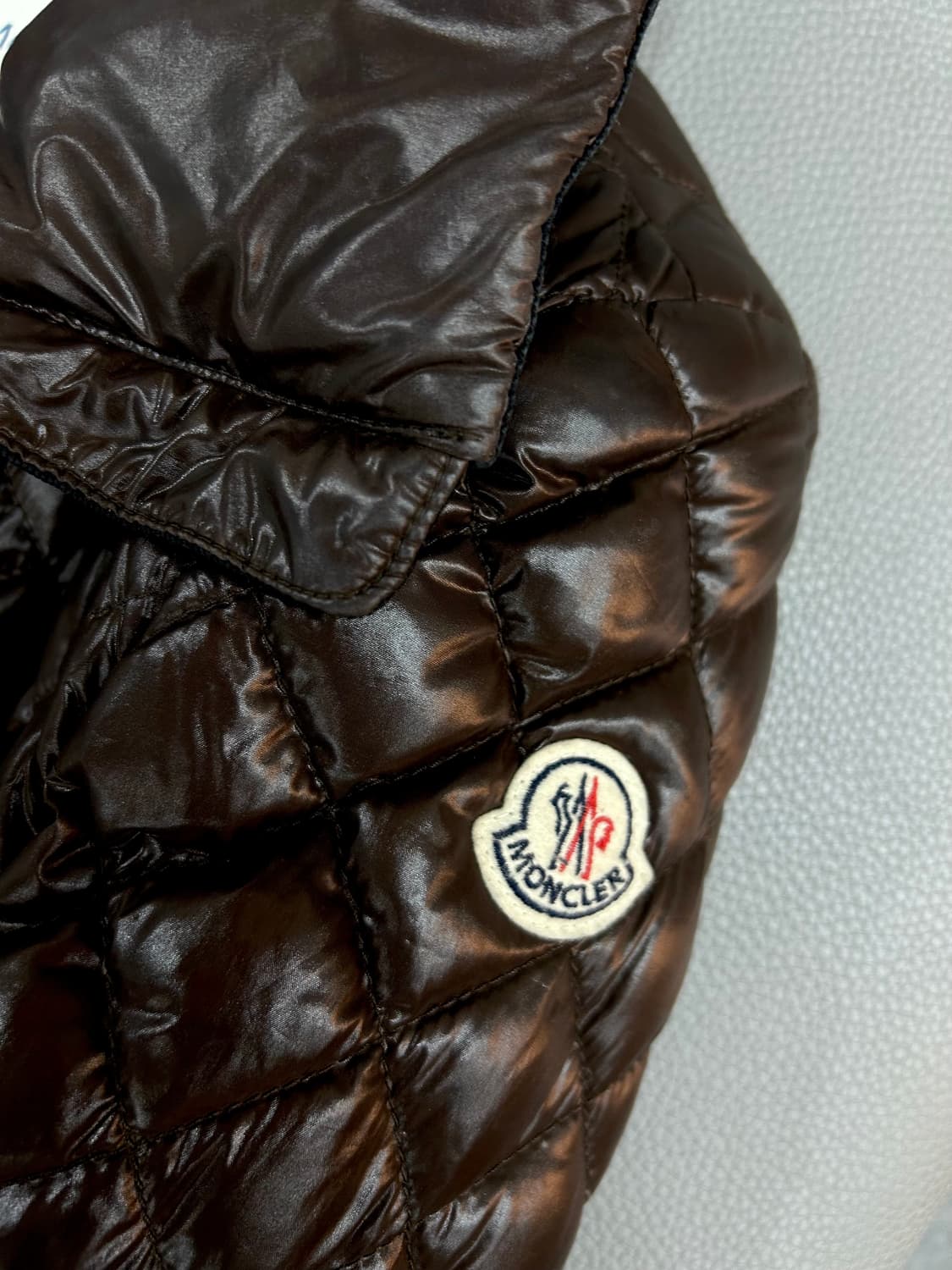 몽클레어 다이아몬드 유광 퀼팅 롱패딩(0/44) 상품이미지6