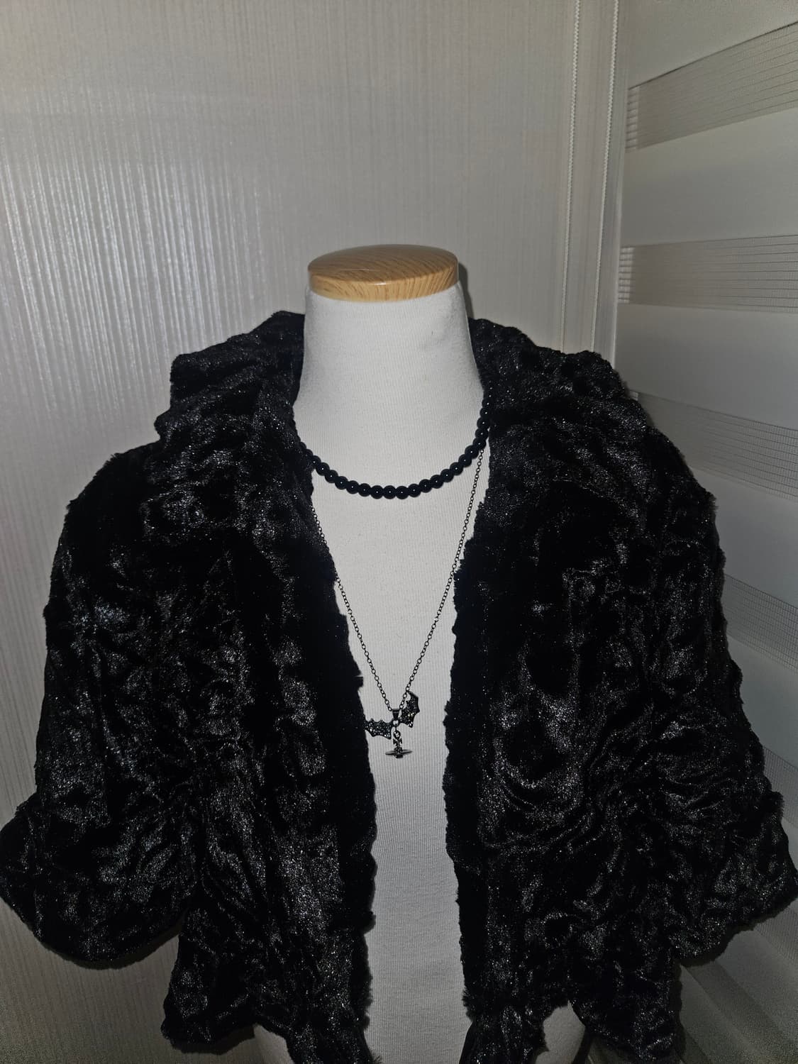 빈티지 공겜여주 블랙 퍼자켓 상품이미지2