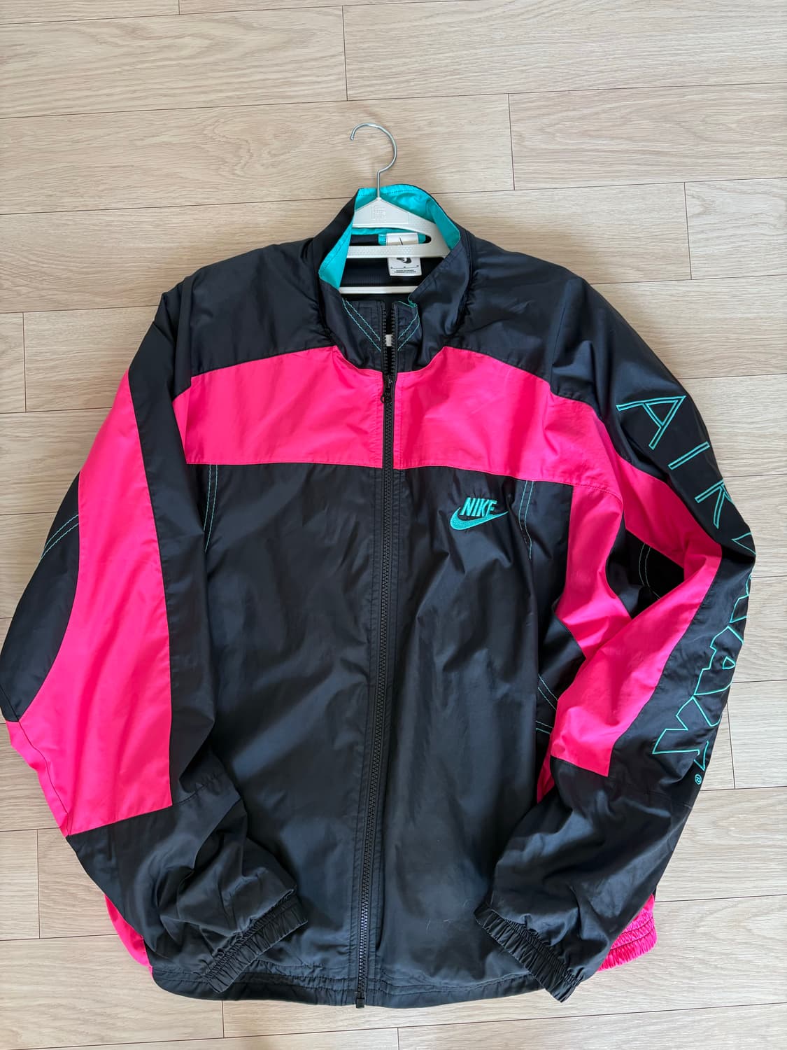 나이키 아트모스 트랙자켓 상품이미지2
