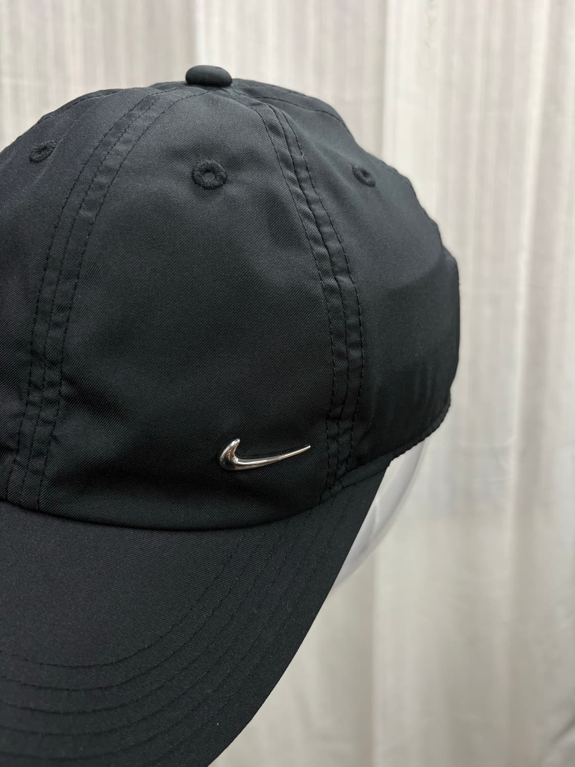 나이키 드라이핏 메탈 크롬 스우시 러닝 볼캡 모자 상품이미지2