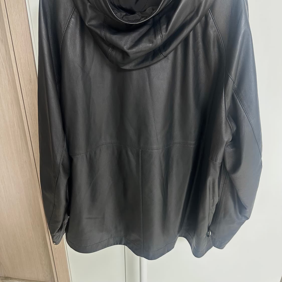 솔리드옴므 램스킨 양가죽 레더 후드 자켓 우영미 상품이미지5