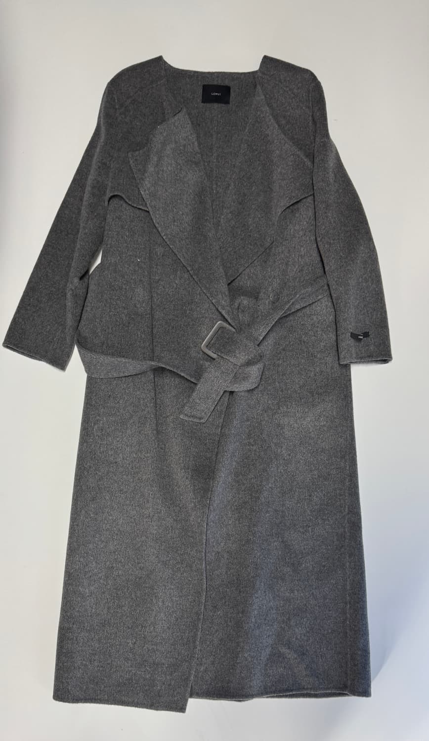 여성 르뮈 LEMUI 핸드메이드 하이넥 카라 벨티드 코트 상품이미지1