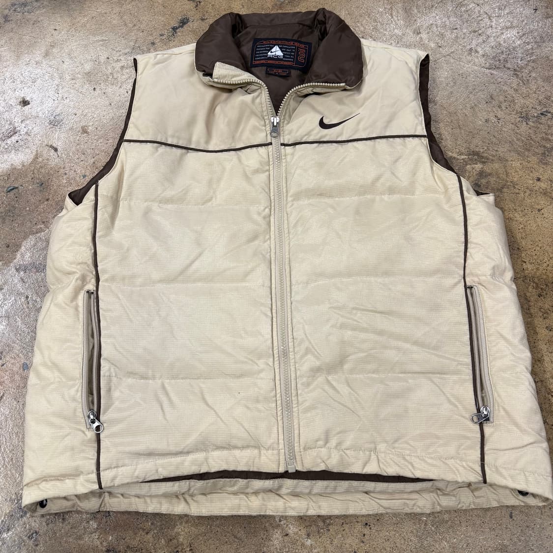 나이키 베이지 패딩 조끼  상품이미지2