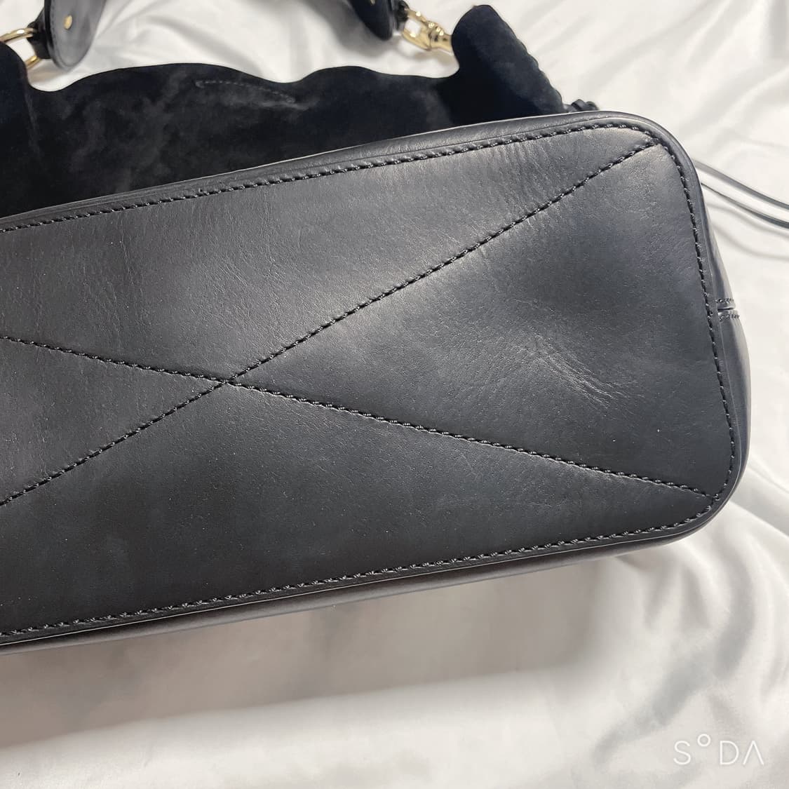 폴로 스웨이드 호보 숄더백 상품이미지3