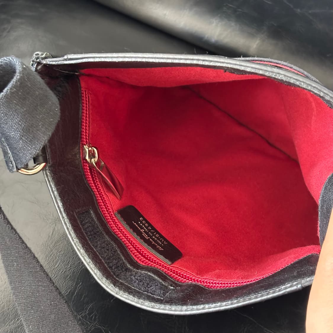 Ferragamo Archival Nero Flat Bag 상품이미지6