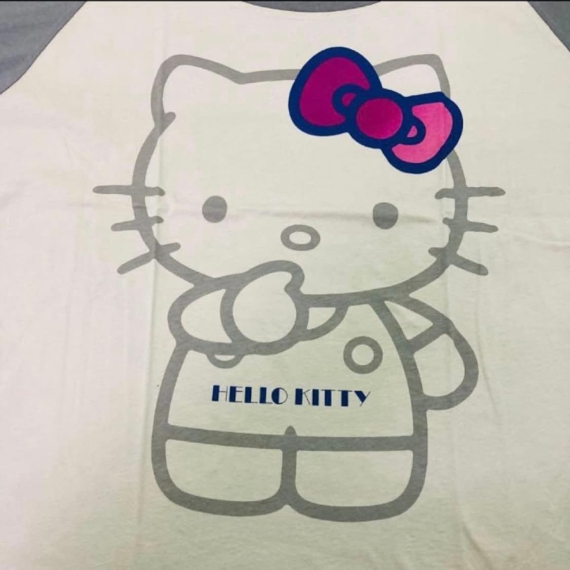 유니클로X산리오 반팔 티셔츠 상품이미지2