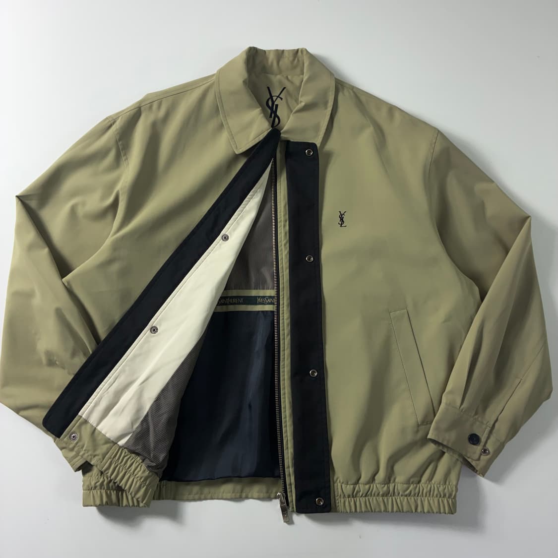 Yves Saint Laurent  입생로랑 베이지 스윙탑 코치 자켓 상품이미지3