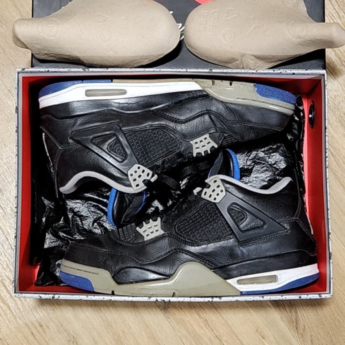 나이키 조던4 275 로얄블루 얼터네이트 상품이미지2