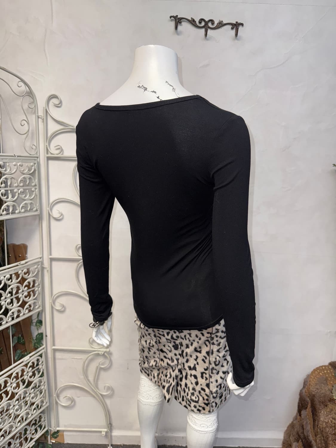 Black flame heart cubic long sleeve 상품이미지3