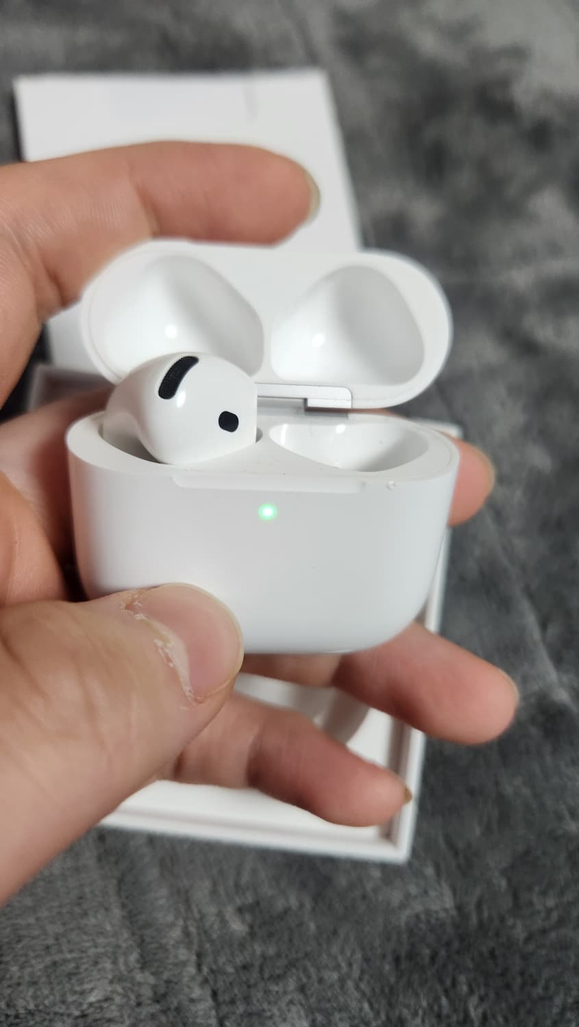 에어팟 4세대 일반모델 상품이미지4