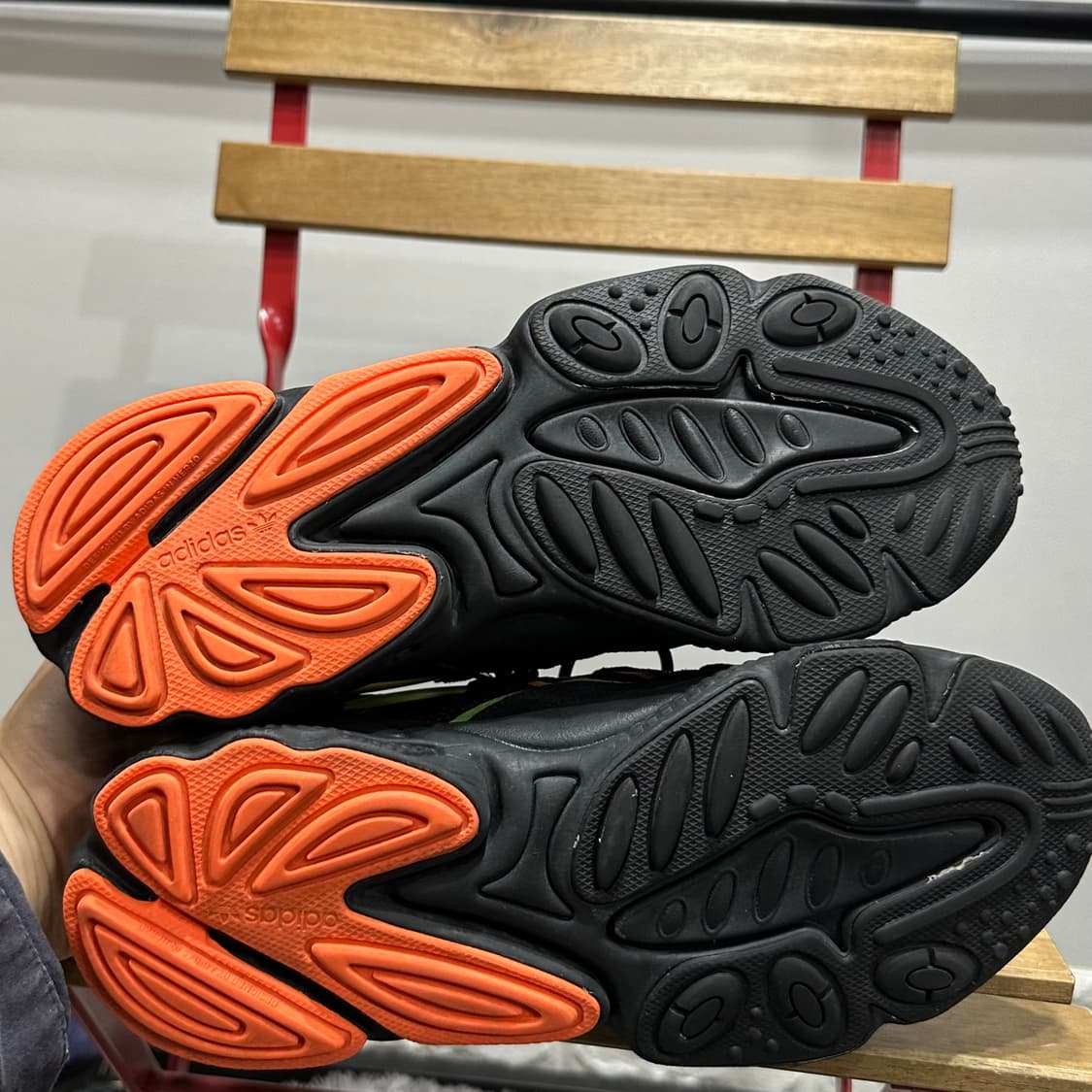 260) 아디다스 운동화 남성 남자 신발 오즈위고 블랙 오렌지 상품이미지6