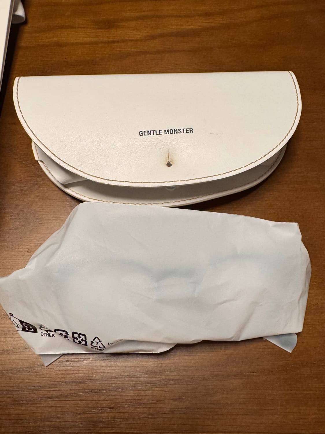 젠틀몬스터 밀란 블랙 상품이미지6