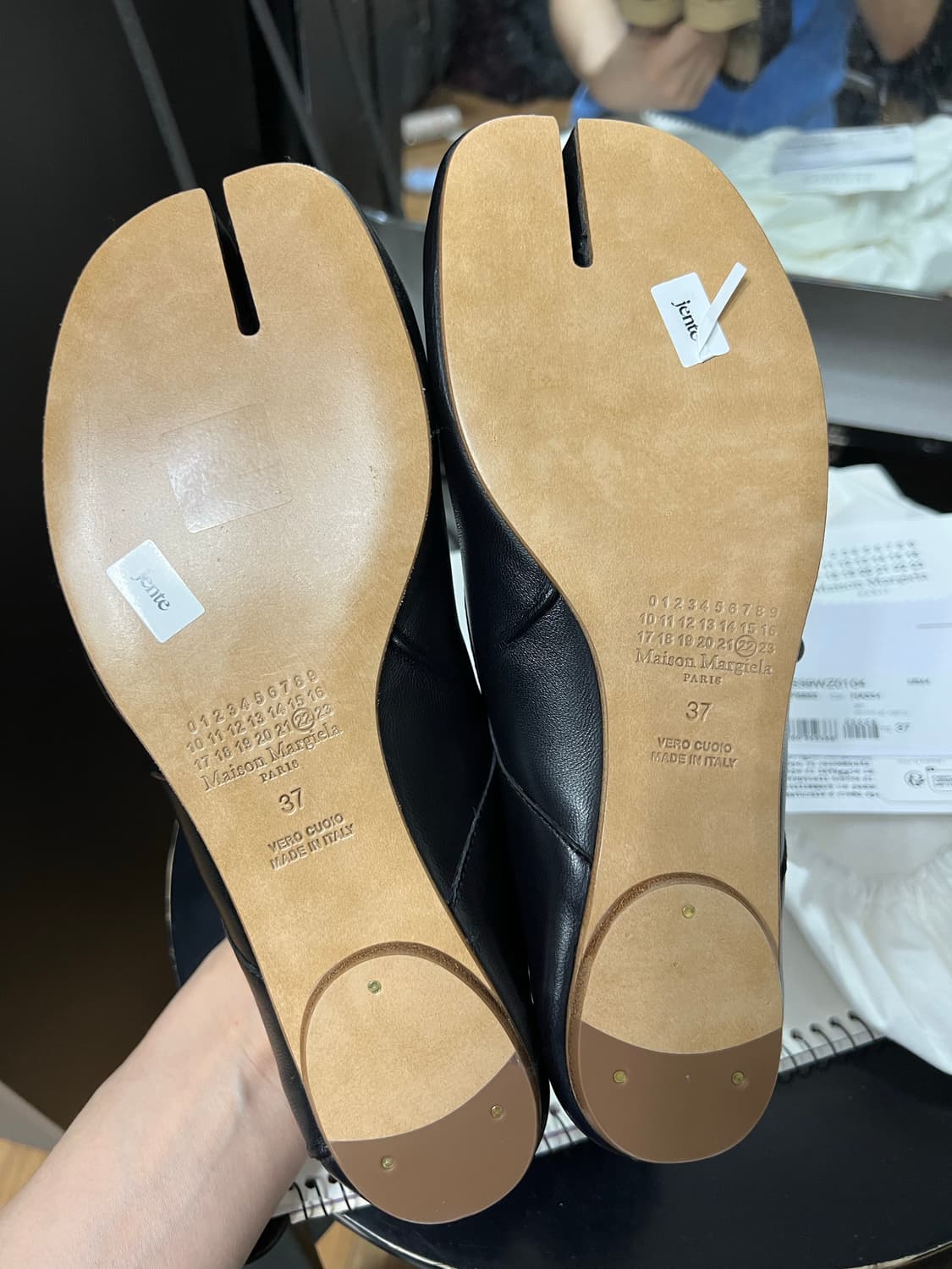 메종마르지엘라 타비 발레리나 플랫 엘라스틱밴드 37 블랙 상품이미지5