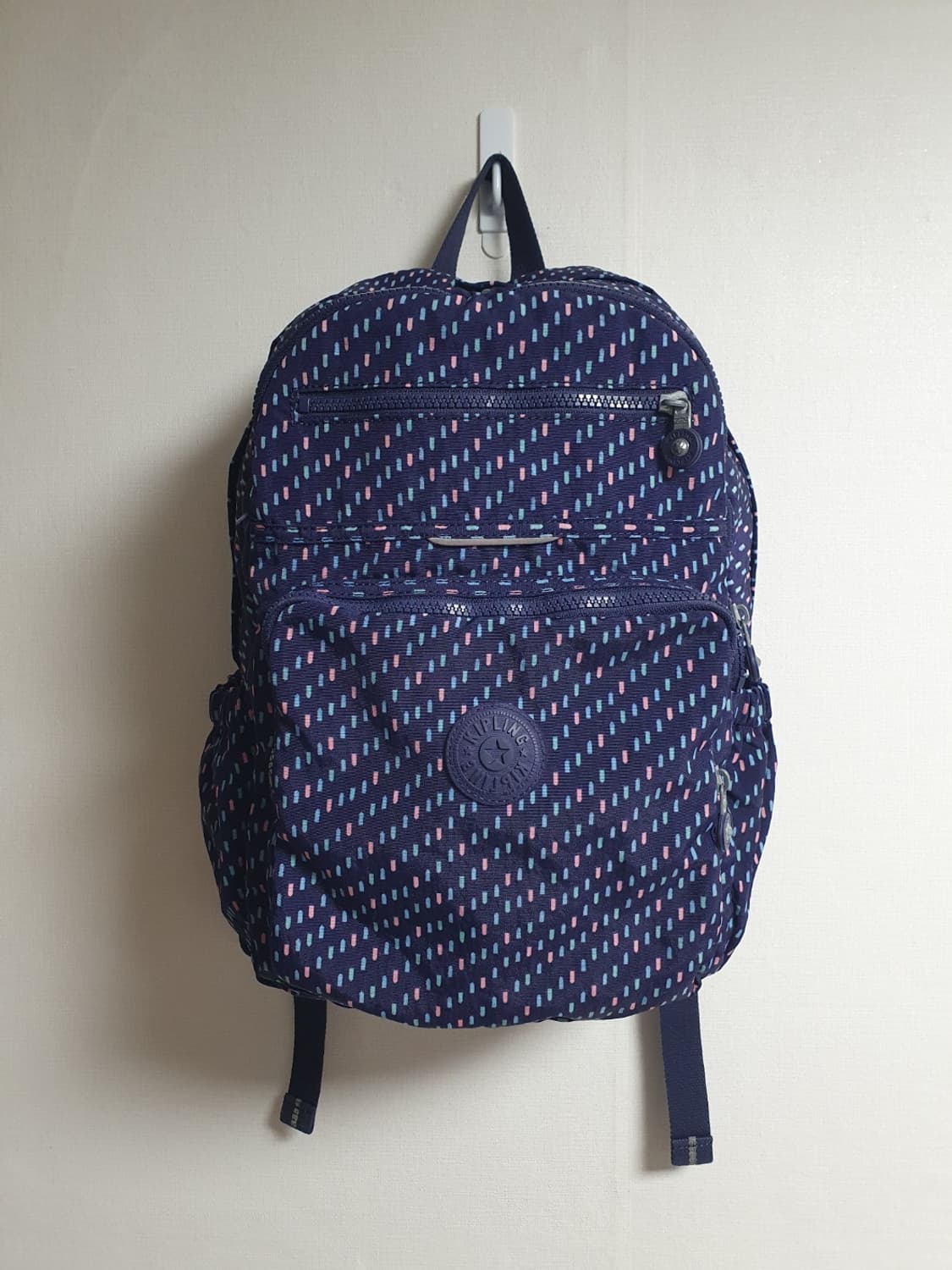 키플링 스티치패턴 미니 백팩 네이비 상품이미지1