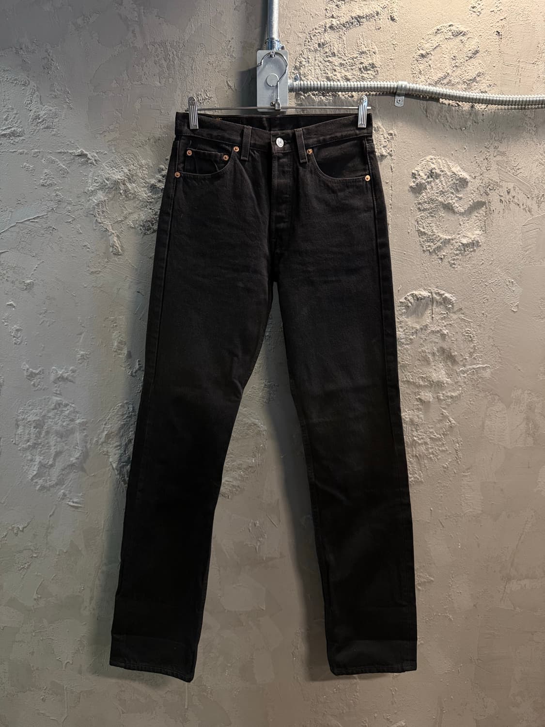 28 리바이스 1996년 USA LEVIS 501 블랙 데님 팬츠 상품이미지1