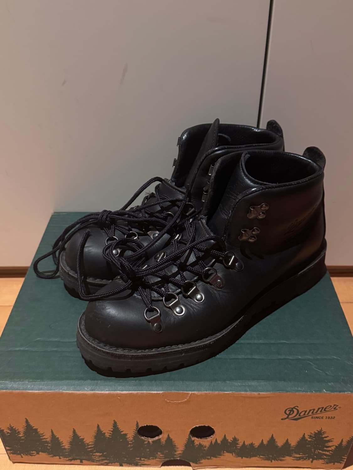 대너 마운틴 라이트 Danner Mountain Light Black 상품이미지2