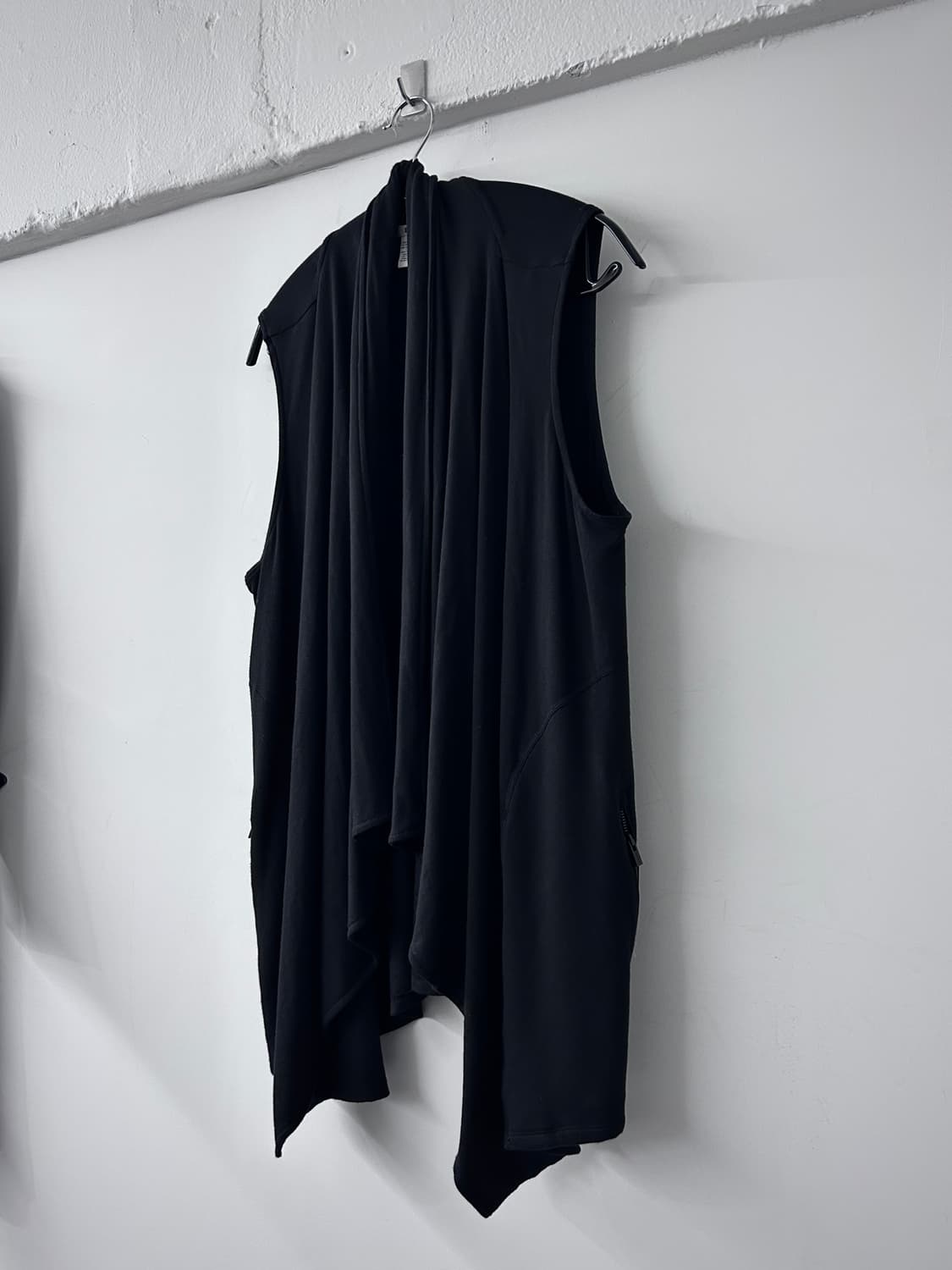 Dkny 드레이프 카라 슬리브리스 베스트 상품이미지1