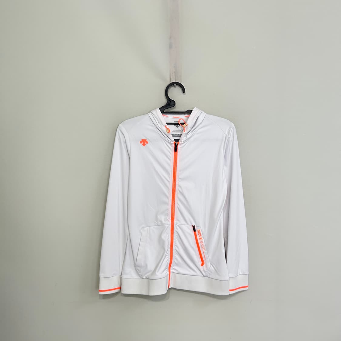 데상트 여성 후드 집업 85 상품이미지1