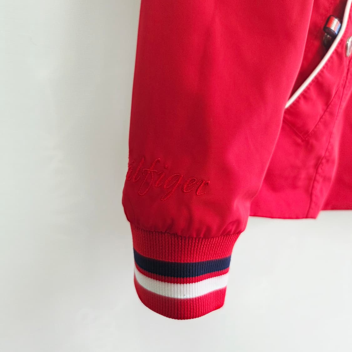 [TOMMY HILFIGER] 타미힐피거 레드 집업 바람막이 자켓 XS 상품이미지3