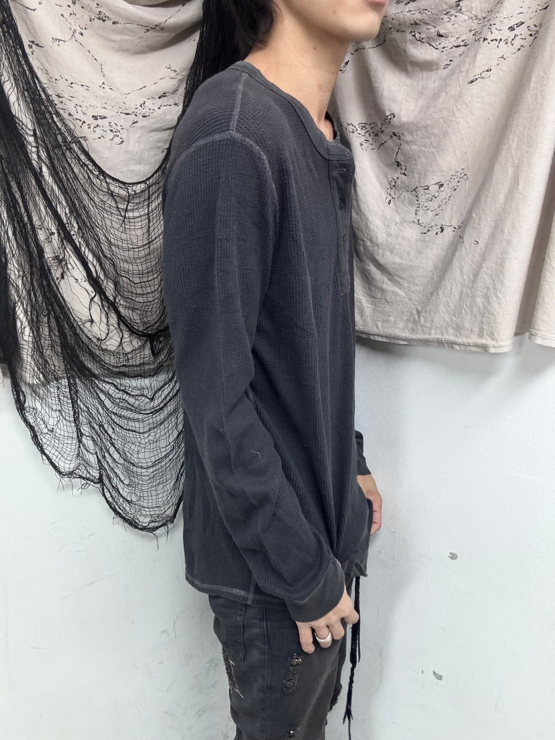 Loose-Fit Deep Grey Sleeve 상품이미지2
