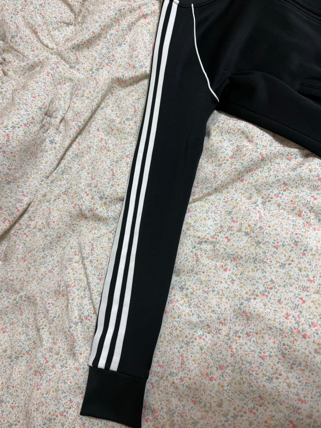 아디다스 슈퍼스타 트랙탑 블랙 xs 상품이미지7