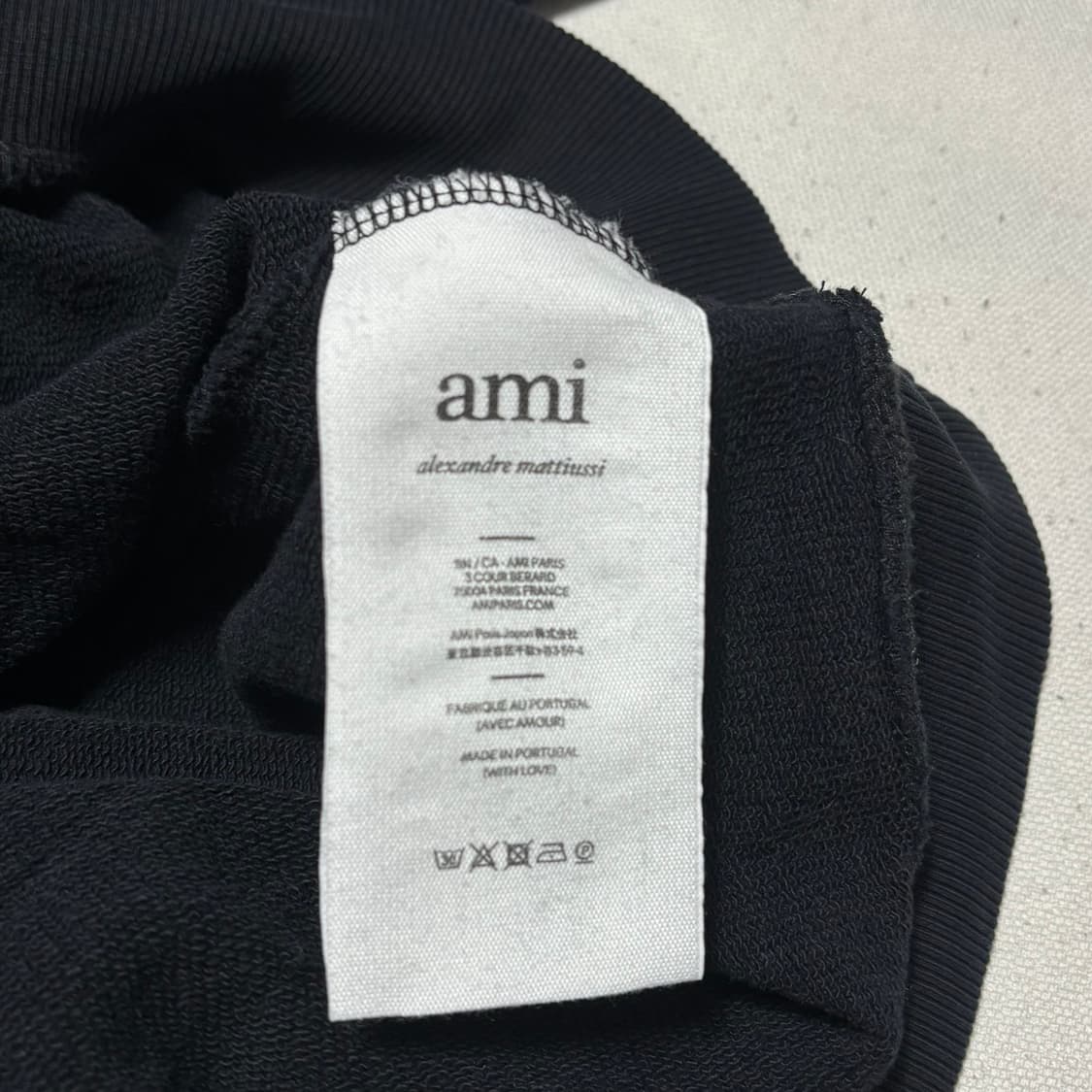 XL Ami 블랙 맨투맨 상품이미지5