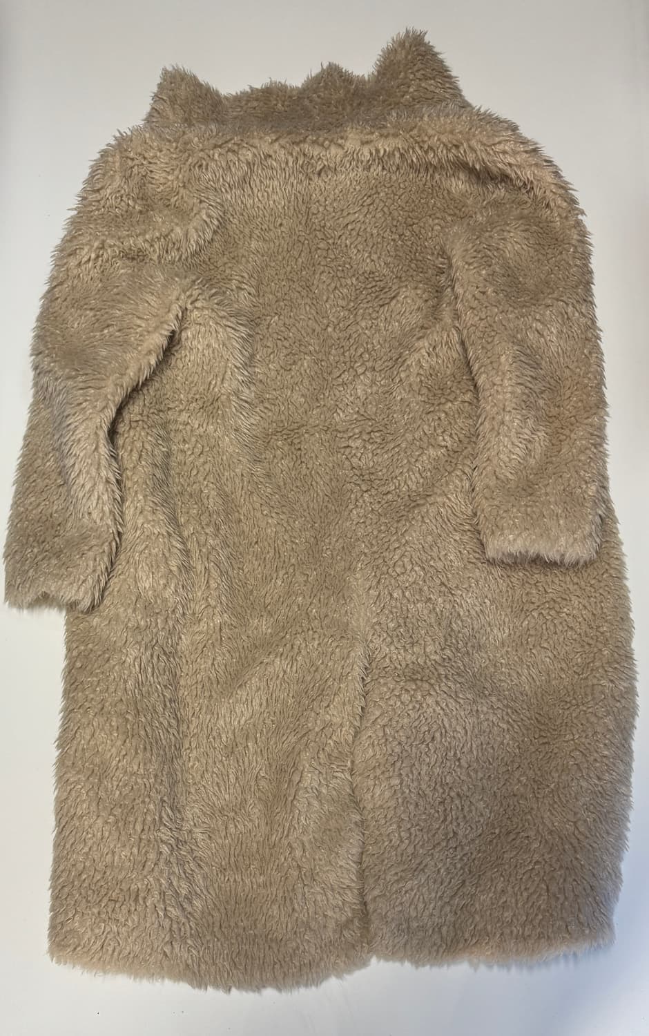 정품!! 여성 렉토 Recto 22시즌 노버튼 롱 페이크 퍼 코트 상품이미지2