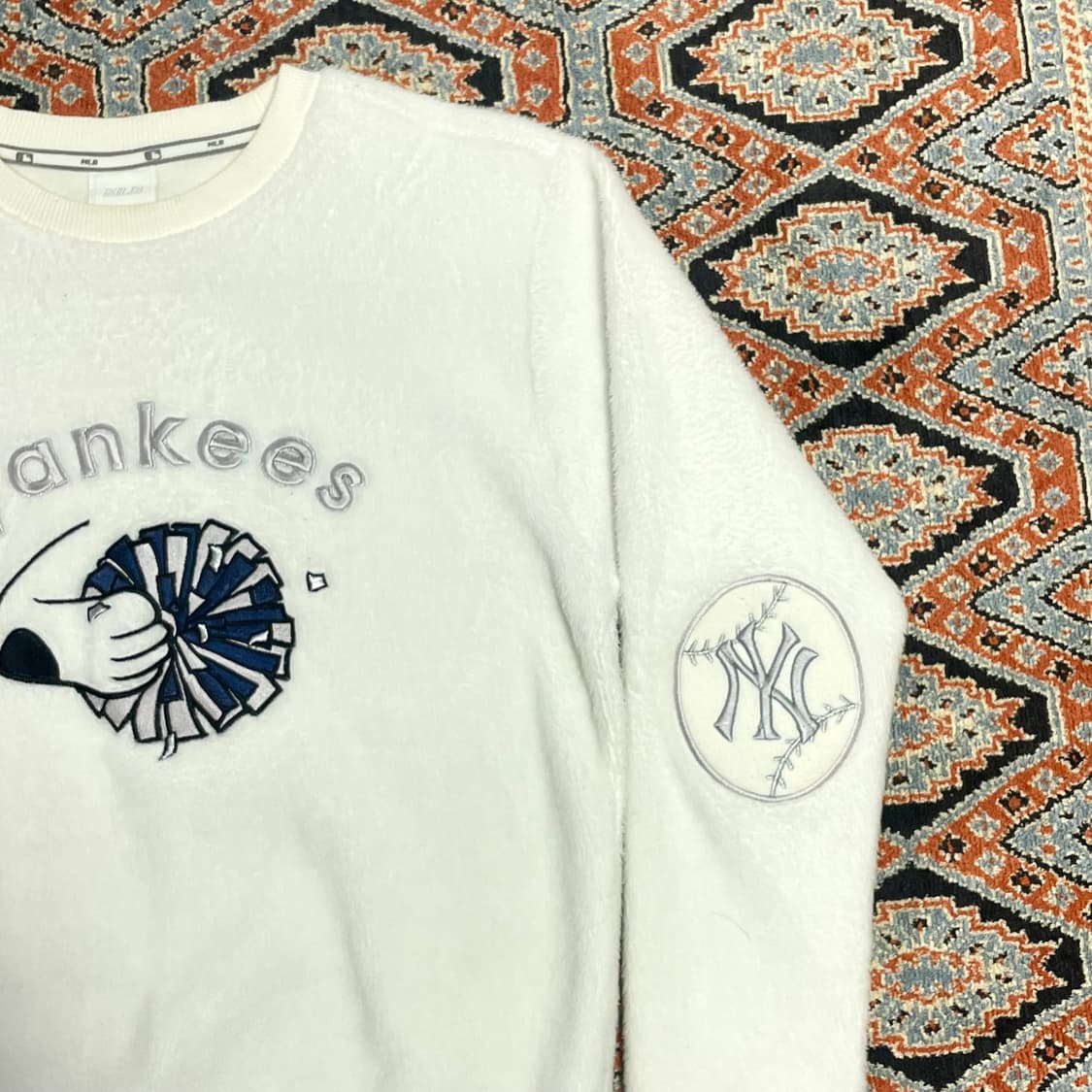 MLB 뉴욕양키스 화이트 플리스 티셔츠 여성XS 상품이미지3