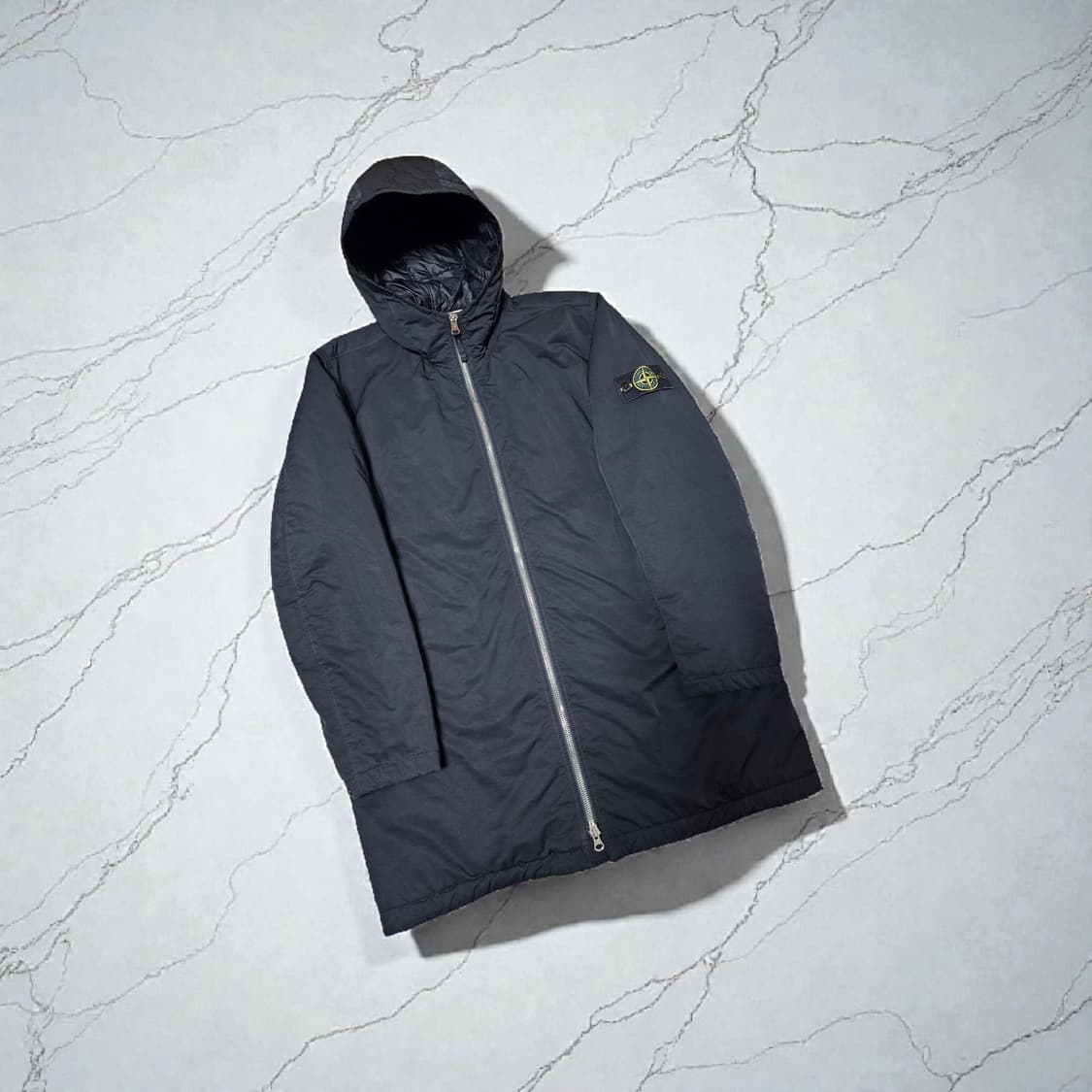 스톤아일랜드 하이퍼 덴스 나일론 트윌 프리마로프트 롱 후드 자켓 상품이미지3