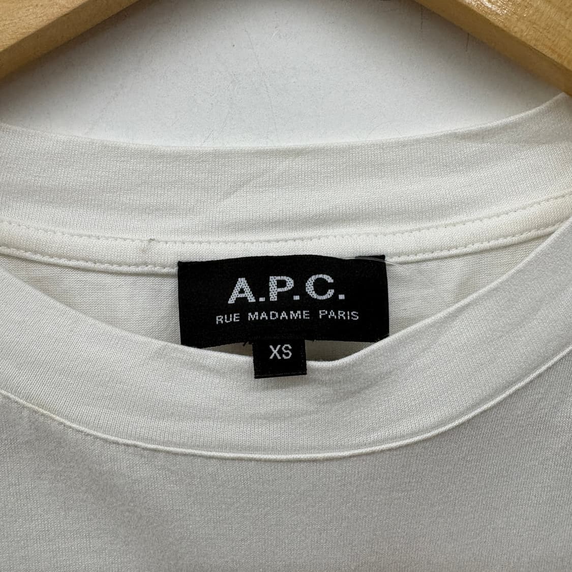 아페쎄 a.p.c 흰색 레터링 반팔 남xs 상품이미지3