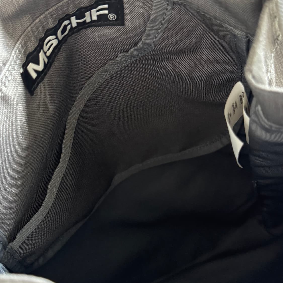 미스치프 롬버스 마켓백 차콜 그레이 상품이미지7