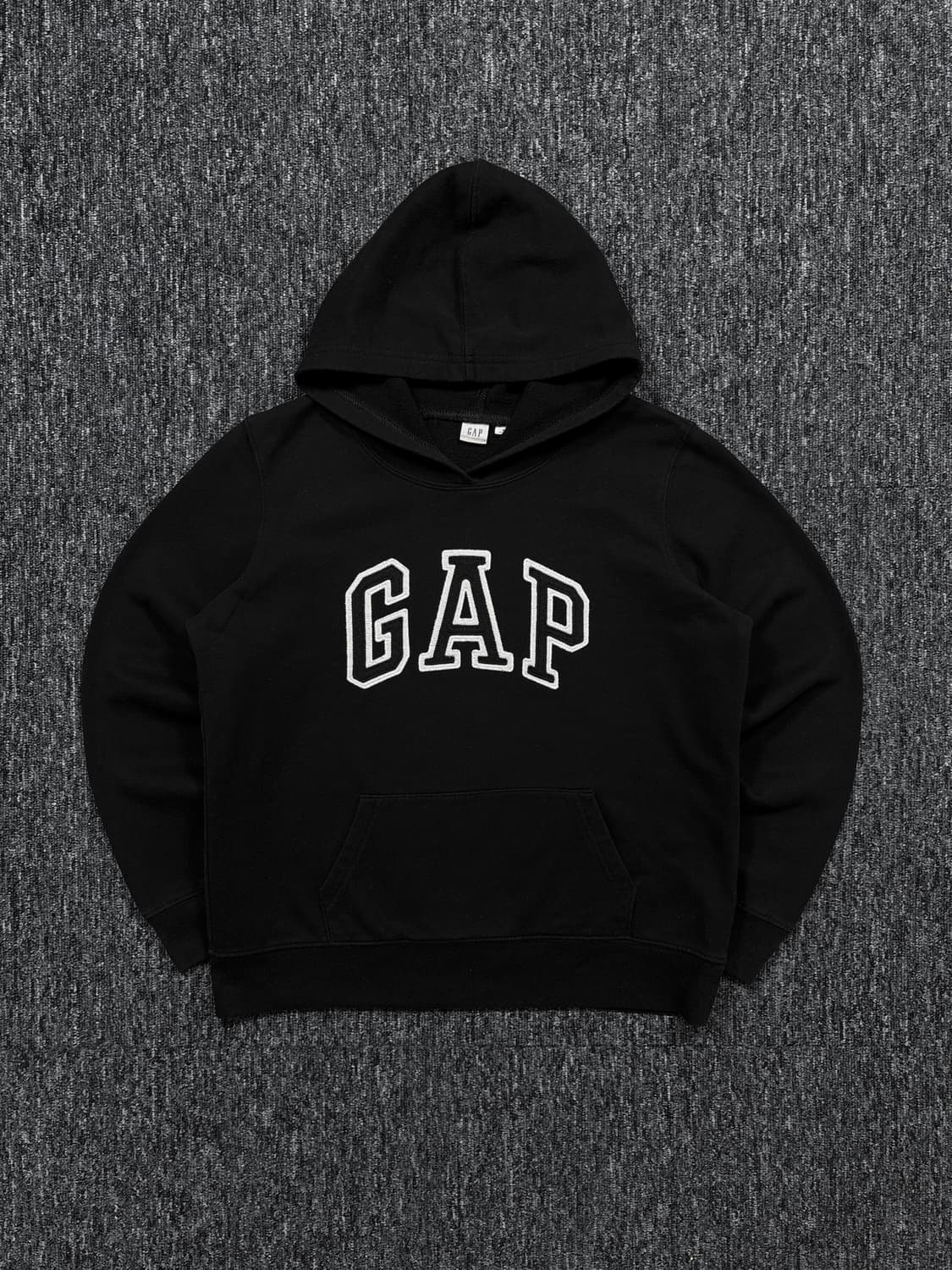 갭 빅로고 블랙 후드티 상품이미지3