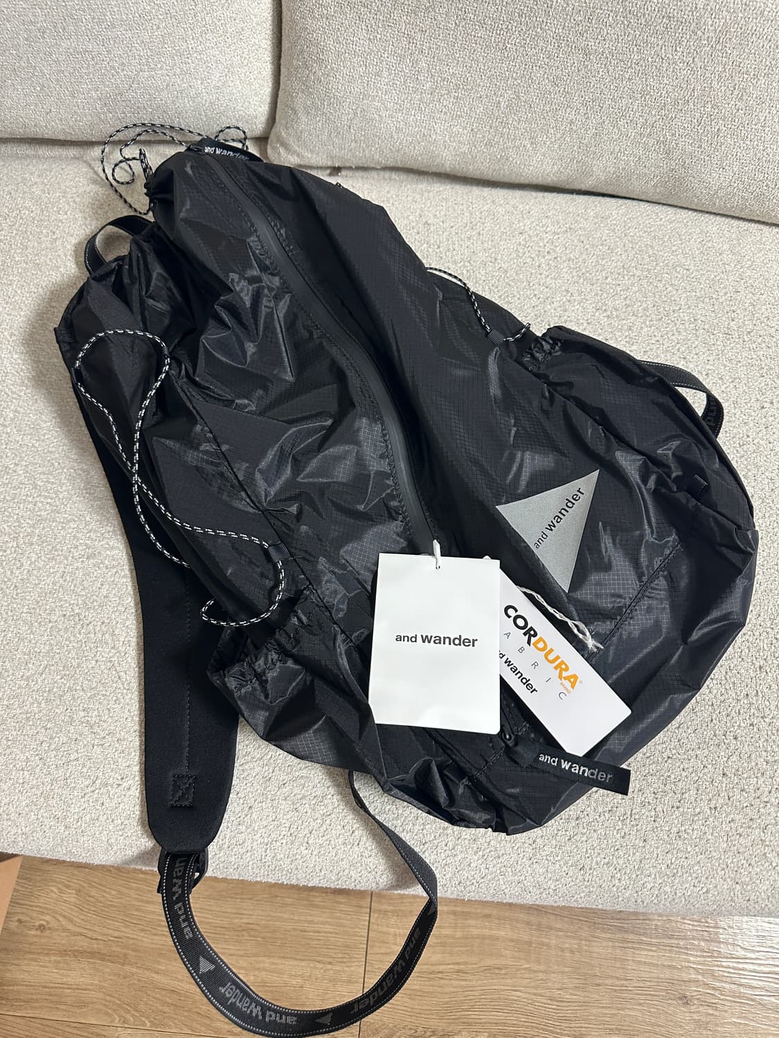 앤드원더 실 데이팩 블랙 상품이미지1