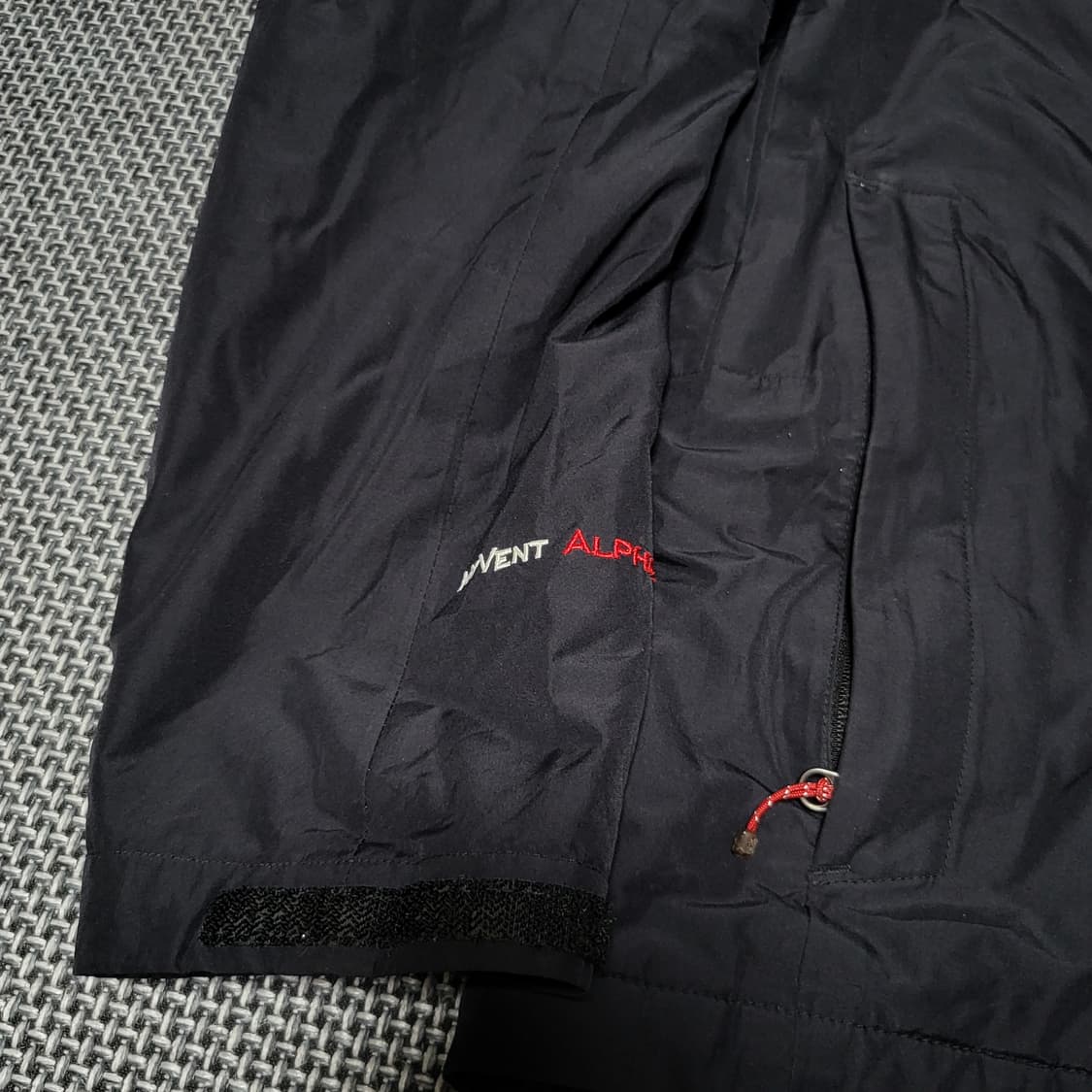 노스페이스 써밋 시리즈 누빔 바람막이 자켓 (M) 상품이미지5