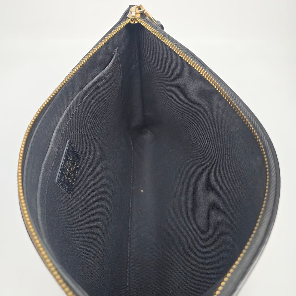 루이비통 앙프렝뜨 데일리 파우치 클러치백  상품이미지9