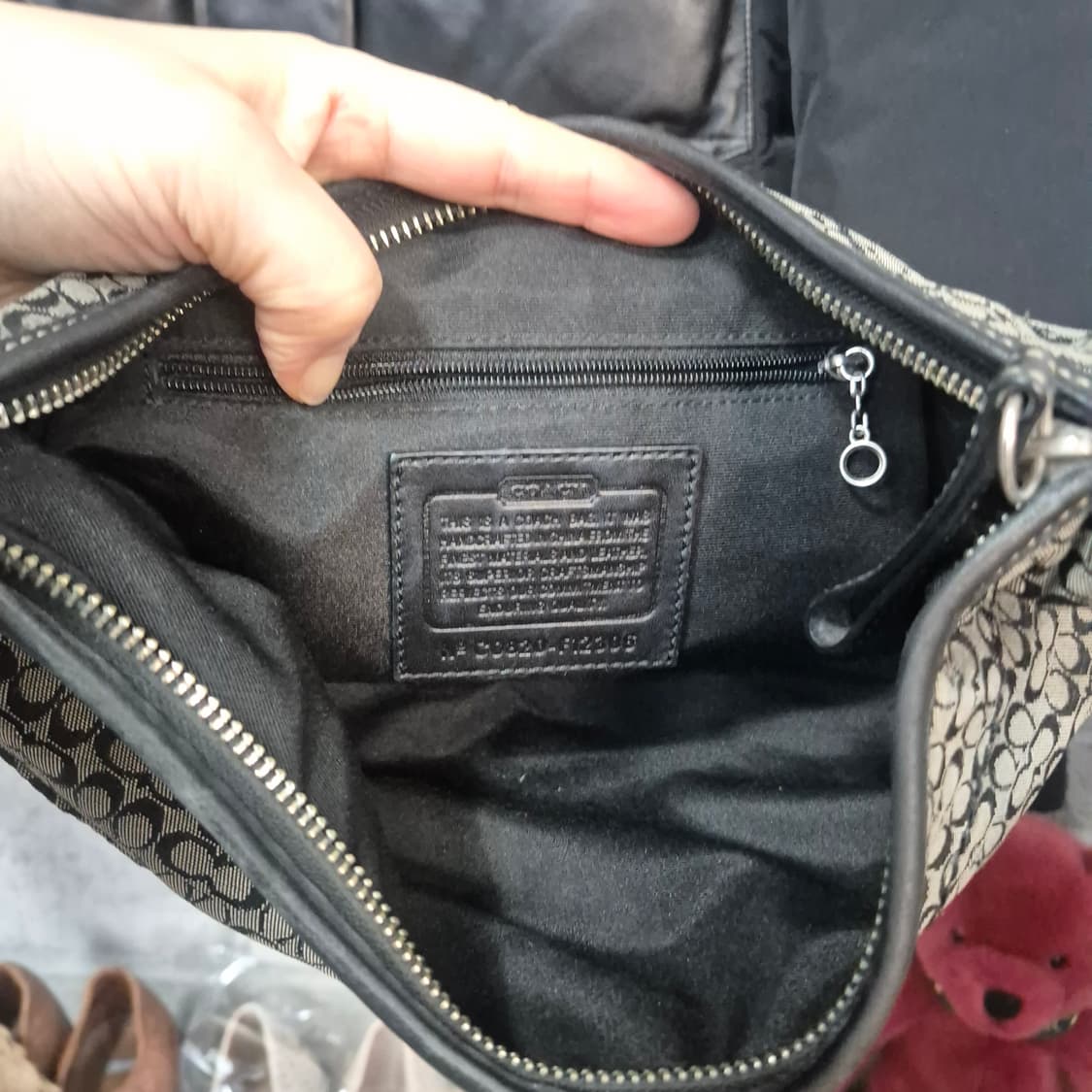 코치 시그니쳐 빈티지 호보백 상품이미지9