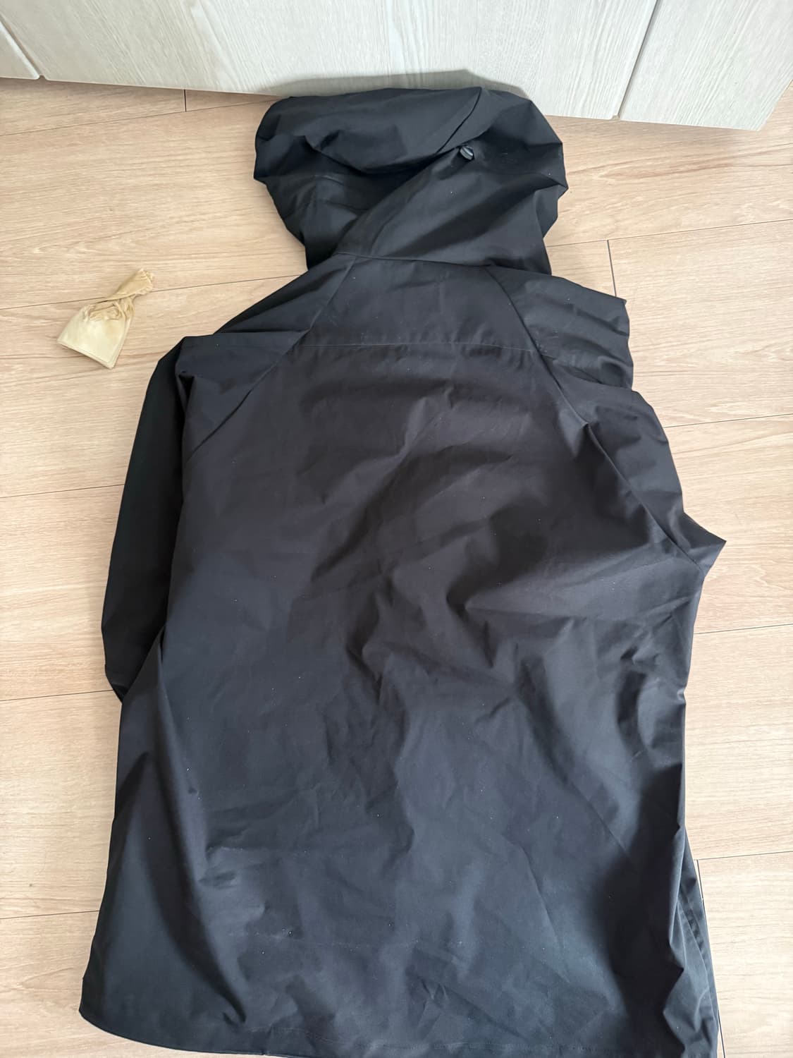 CP컴퍼니 PRO-TEK 후드 윈드브레이커 블랙 M 상품이미지3