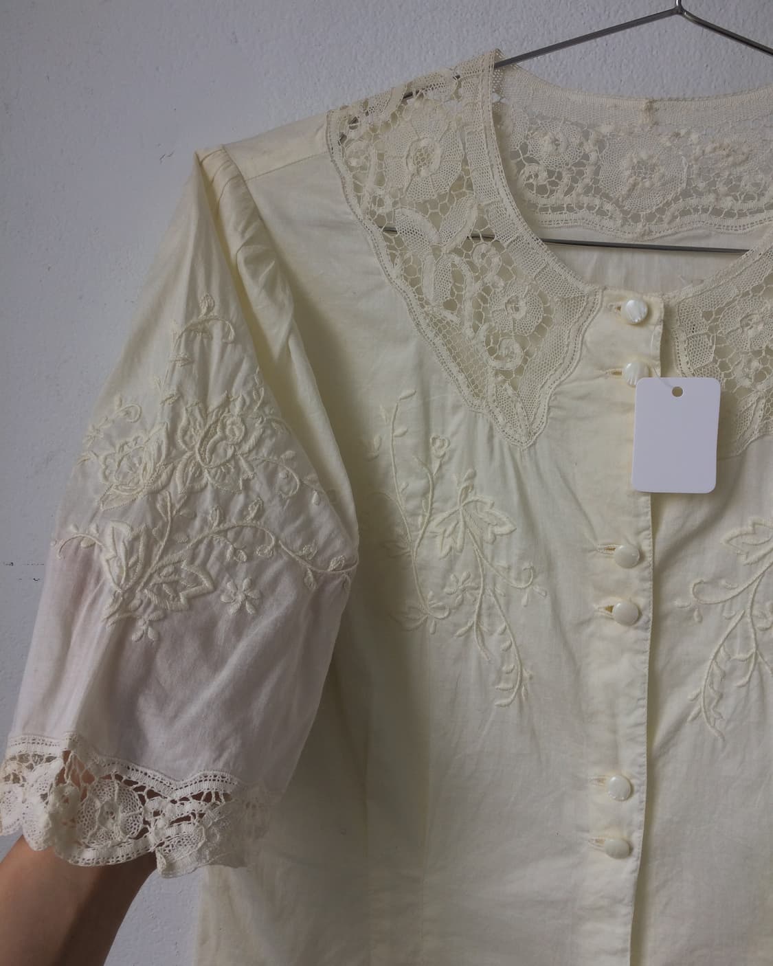 Punching embroidery blouse 상품이미지3