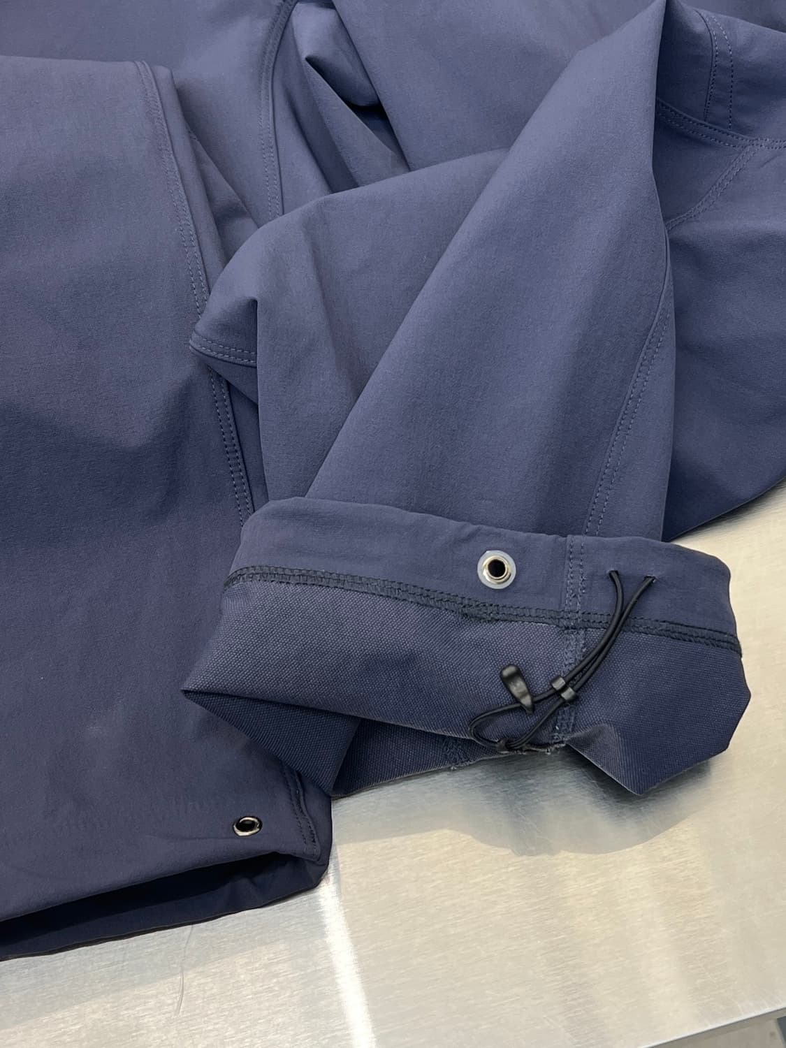 아크테릭스 25SS 블랙 사파이어 감마 팬츠 상품이미지8