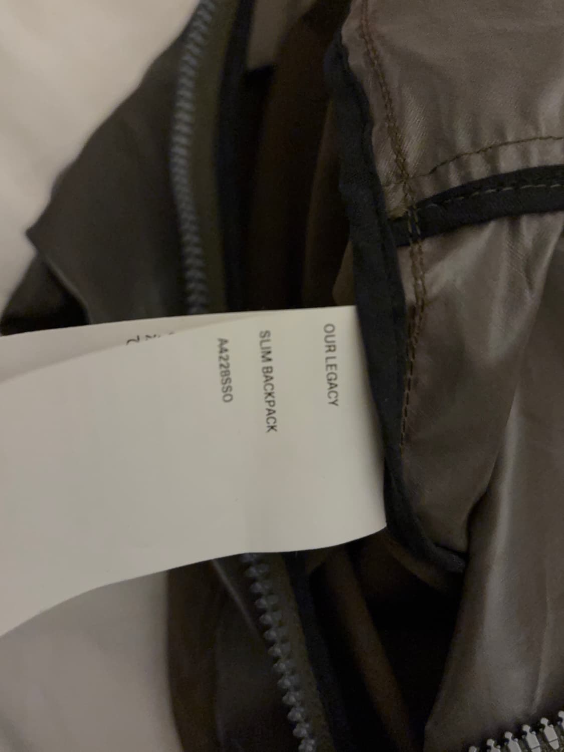 아워레가시 슬림 백팩 카키 slim backpack 상품이미지4