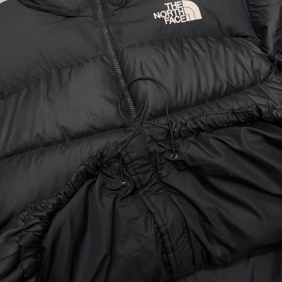 노스페이스 700 눕시 푸퍼 구스다운 패딩 블랙 상품이미지5