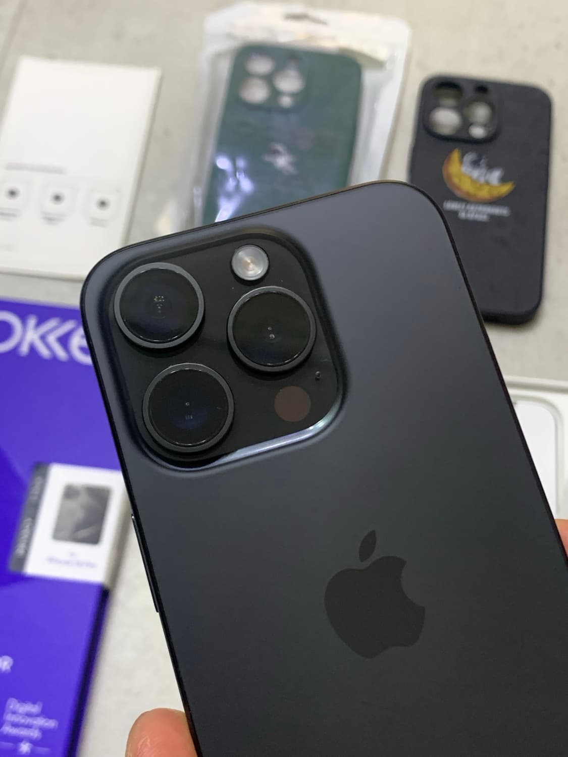 상태최상 아이폰 15프로 티타늄 블랙 256G 배터리 95% 상품이미지2