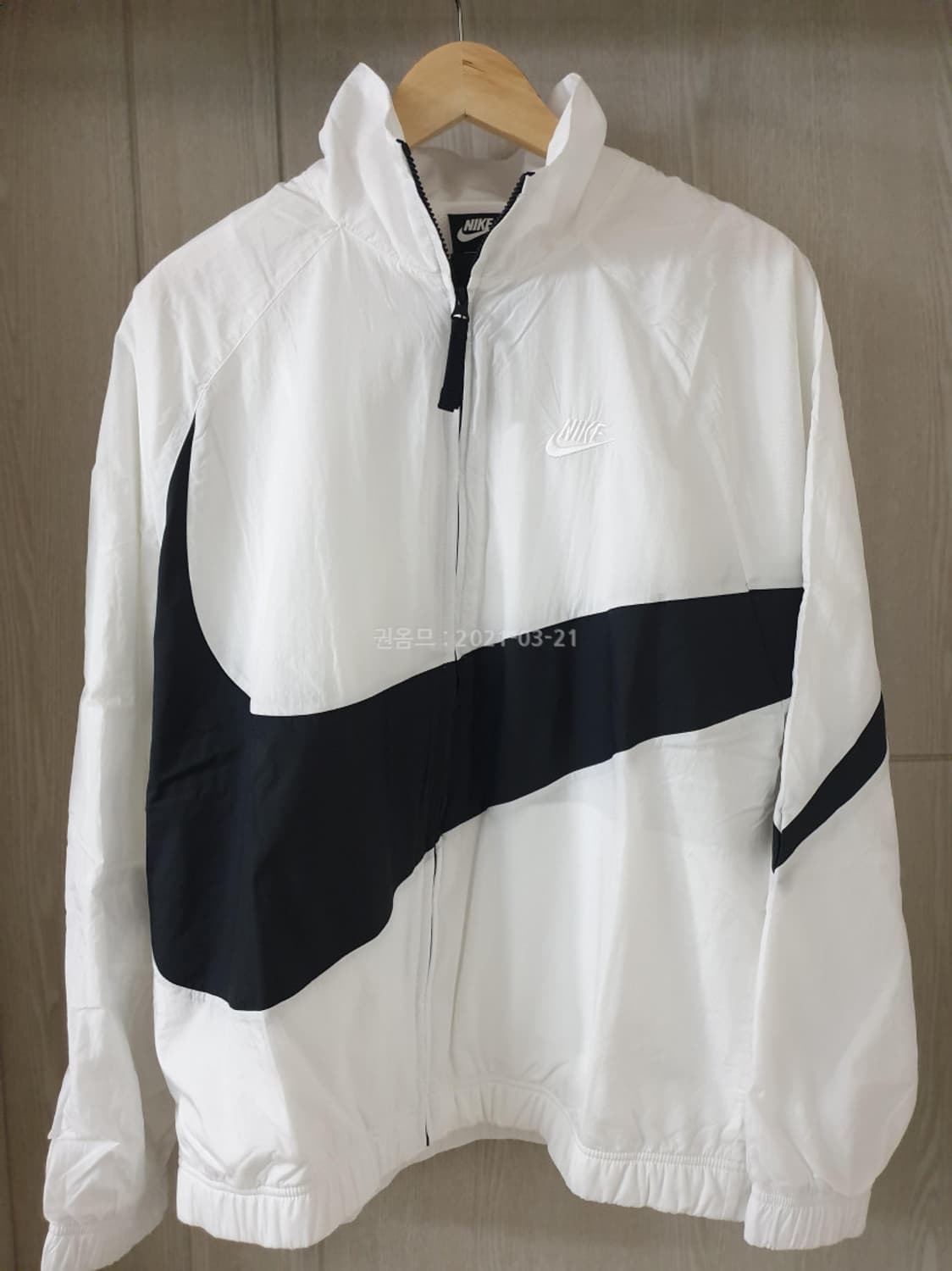 나이키 빅스우시 스테이트먼트  바람막이 점퍼 상품이미지2