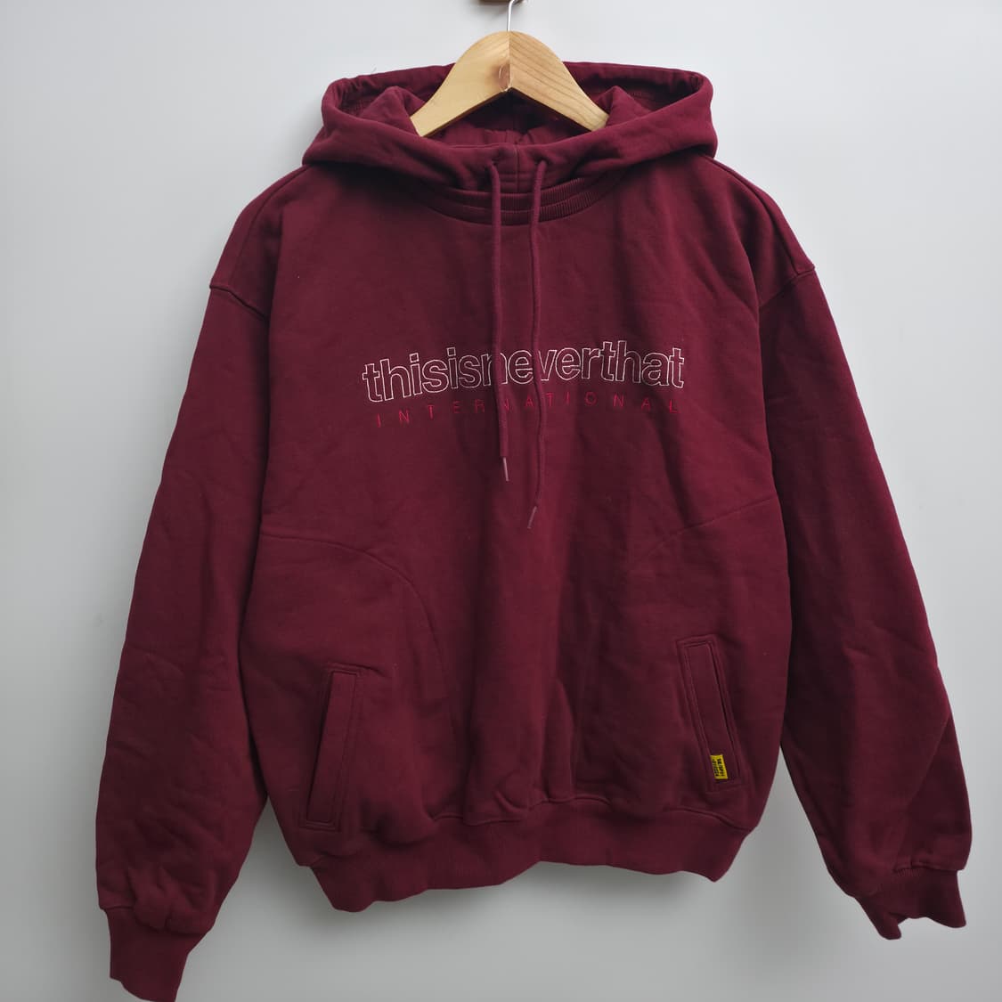 [S] 디스이즈네버댓 버건디 후드티 상품이미지1
