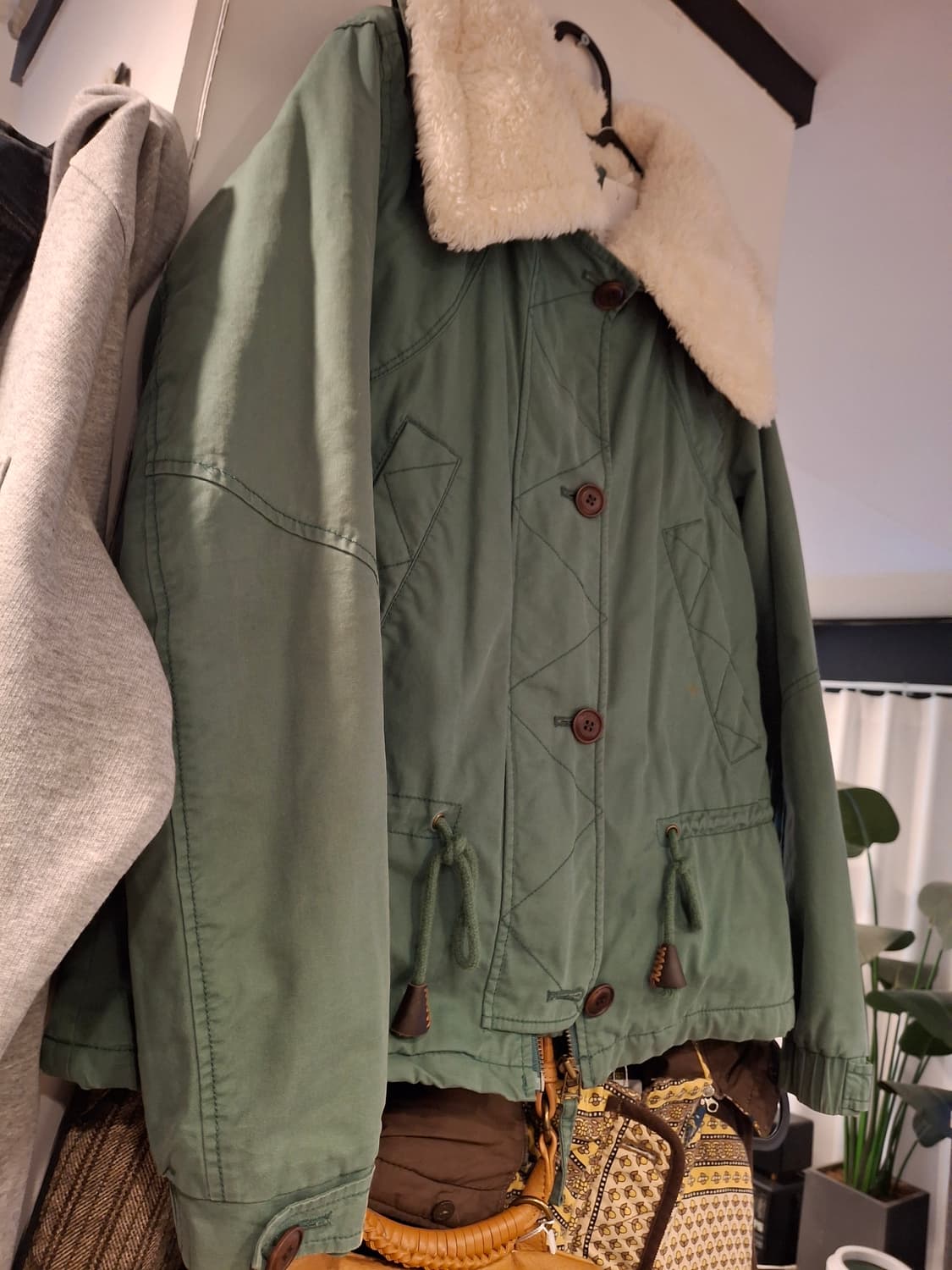 (마지막특가) 써스데이아일랜드 코트 상품이미지3