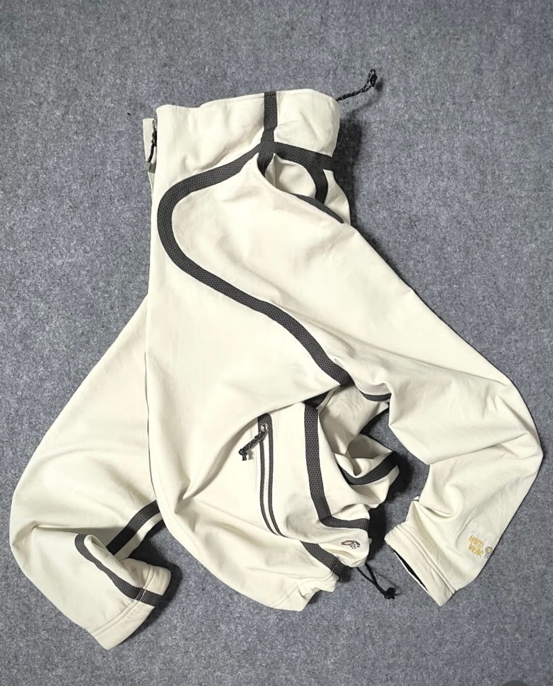 2000’s Mountain hardwear conduit jacket 상품이미지1