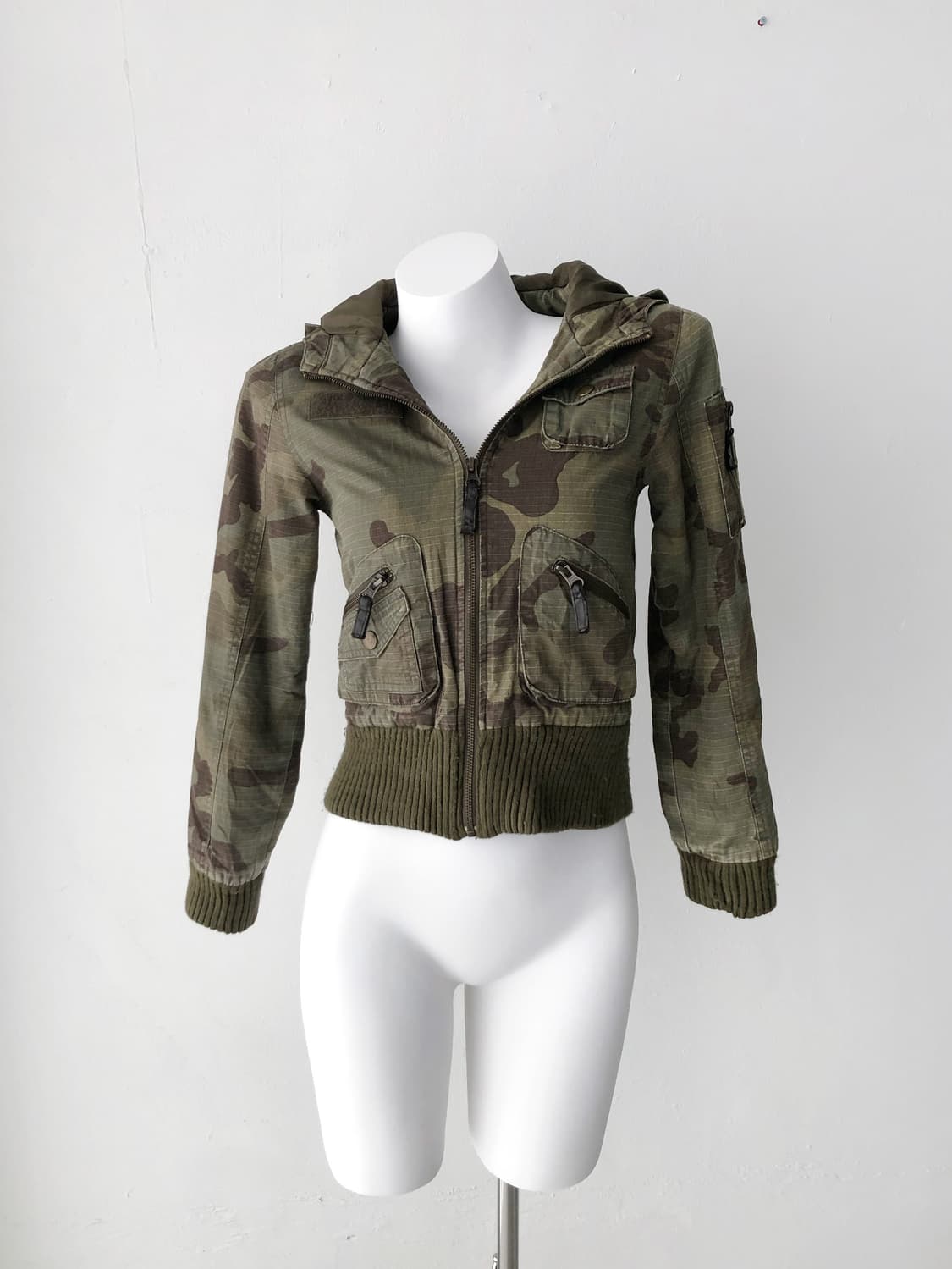 von dutch) camo hood jacket 상품이미지2