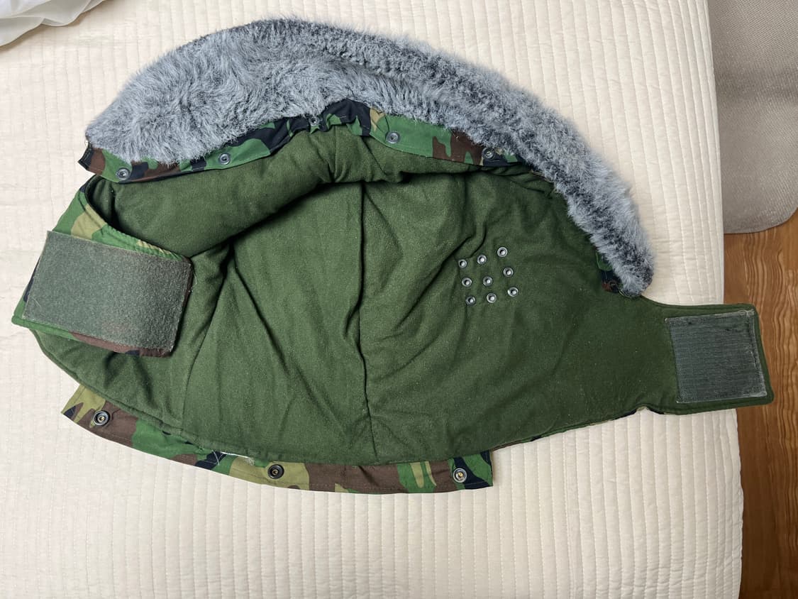 [비현용] 얼룩무의 방한두건(털모자) 포함 스키파카 판매 상품이미지3