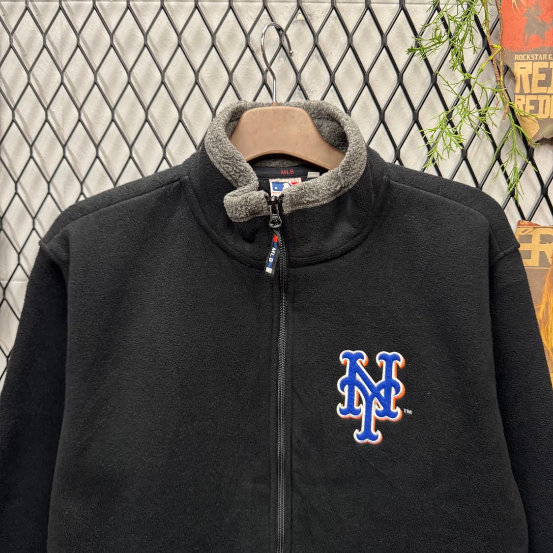 00s MLB X 뉴욕 메츠 플리스 자켓 후면 빅로고 포인트 블랙 상품이미지3