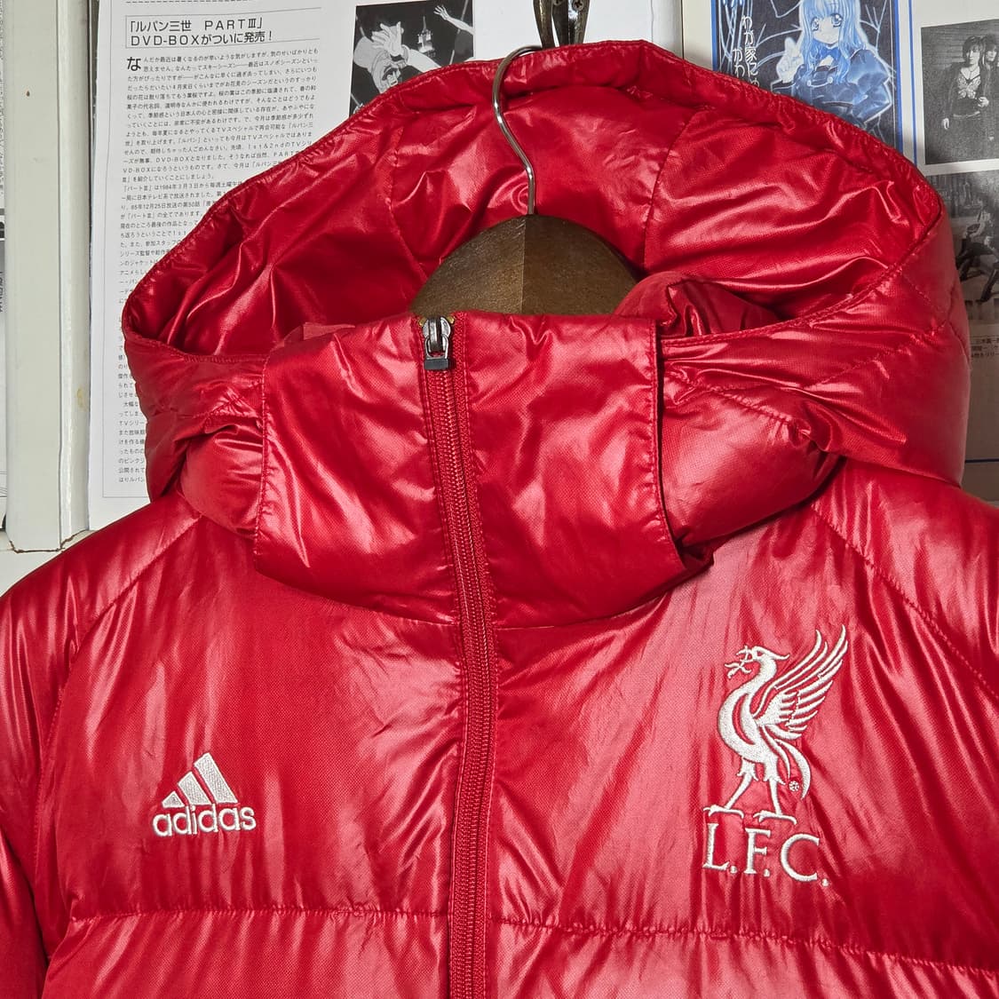 아디다스 레드 구스다운 리버풀 패딩 상품이미지3